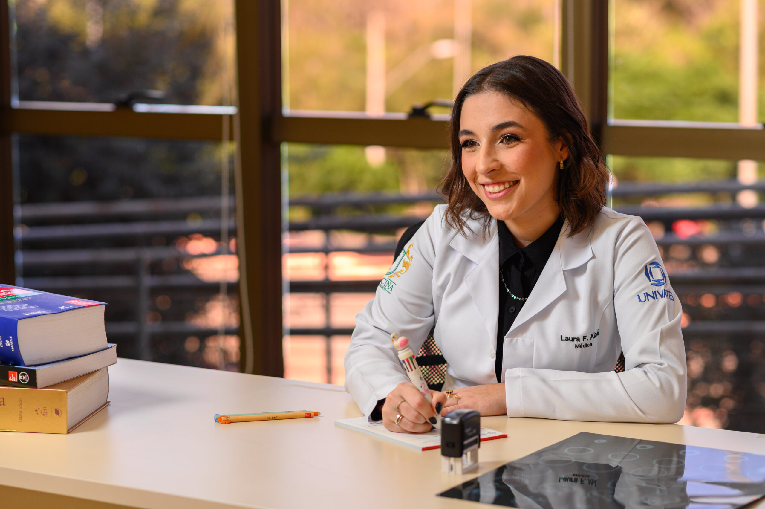 Laura Fernandes Alb Pedlaser br laura-fernandes-alb-pedlaser-br